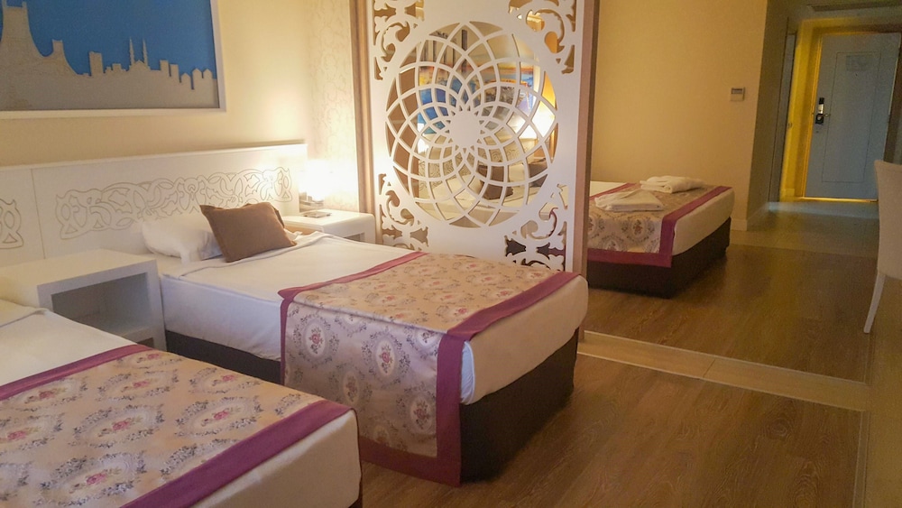 Standard Quadruple Room photo 2