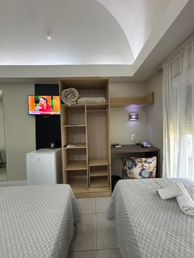 Deluxe Quadruple Room photo 3