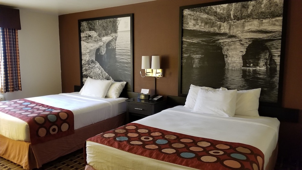 Standard Room, 2 Queen Beds - Photo 4