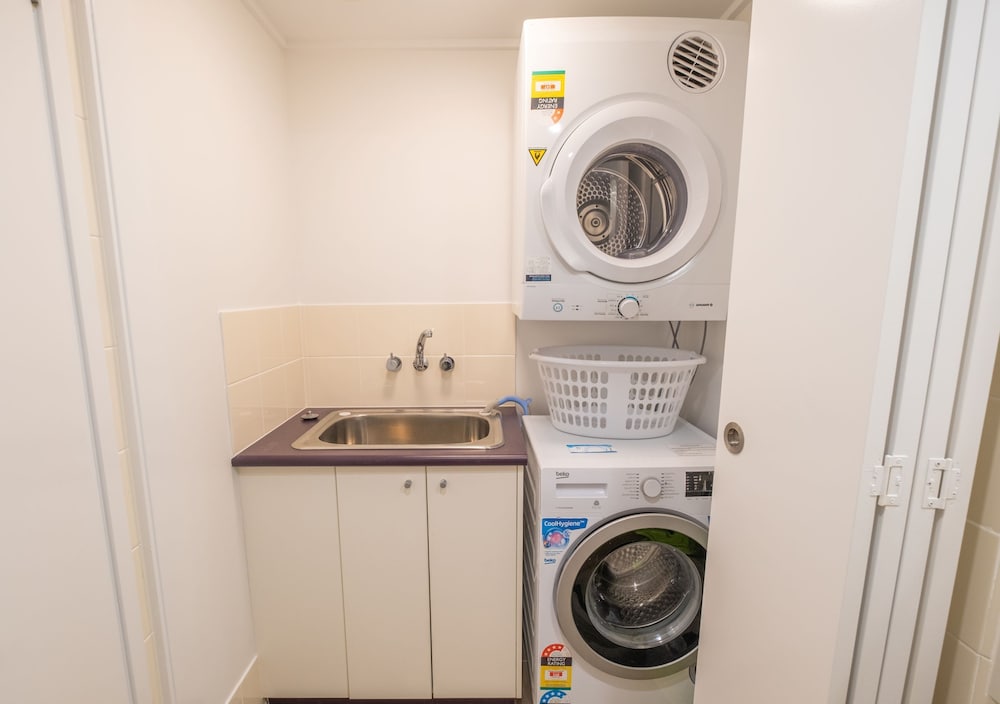 2 Bedroom Premium photo 3