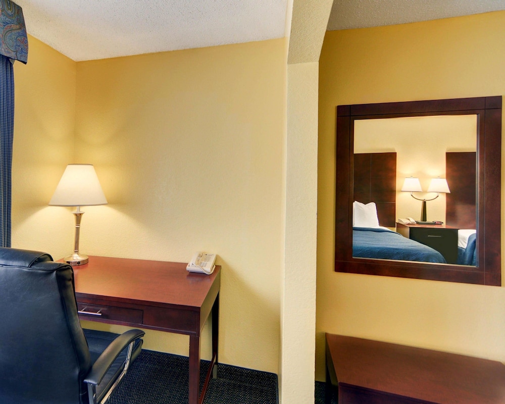 Standard Double Room, 2 Double Beds - Photo 6