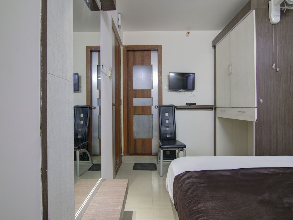 Double Room, 1 King Bed photo 1