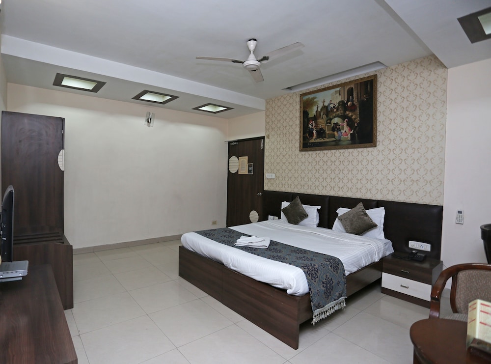 Executive Room, 1 Double Bed - Photo 15