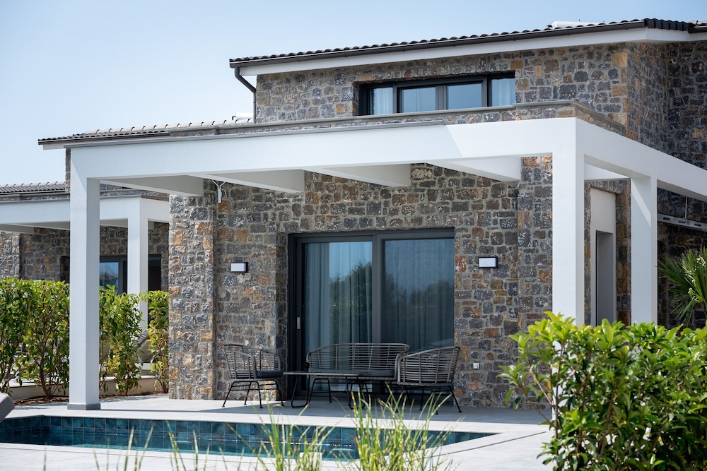 Villa, 2 Bedrooms, Private Pool, Sea View photo 3