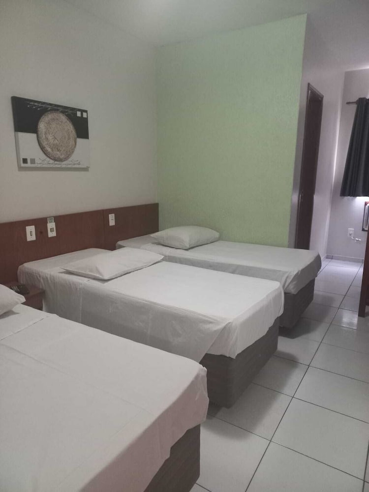 Standard Triple Room, 3 Twin Beds photo 3