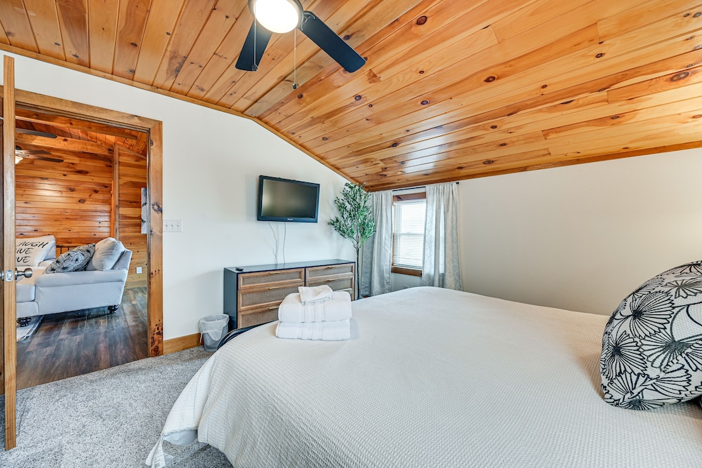 House (2 Bedrooms) photo 2
