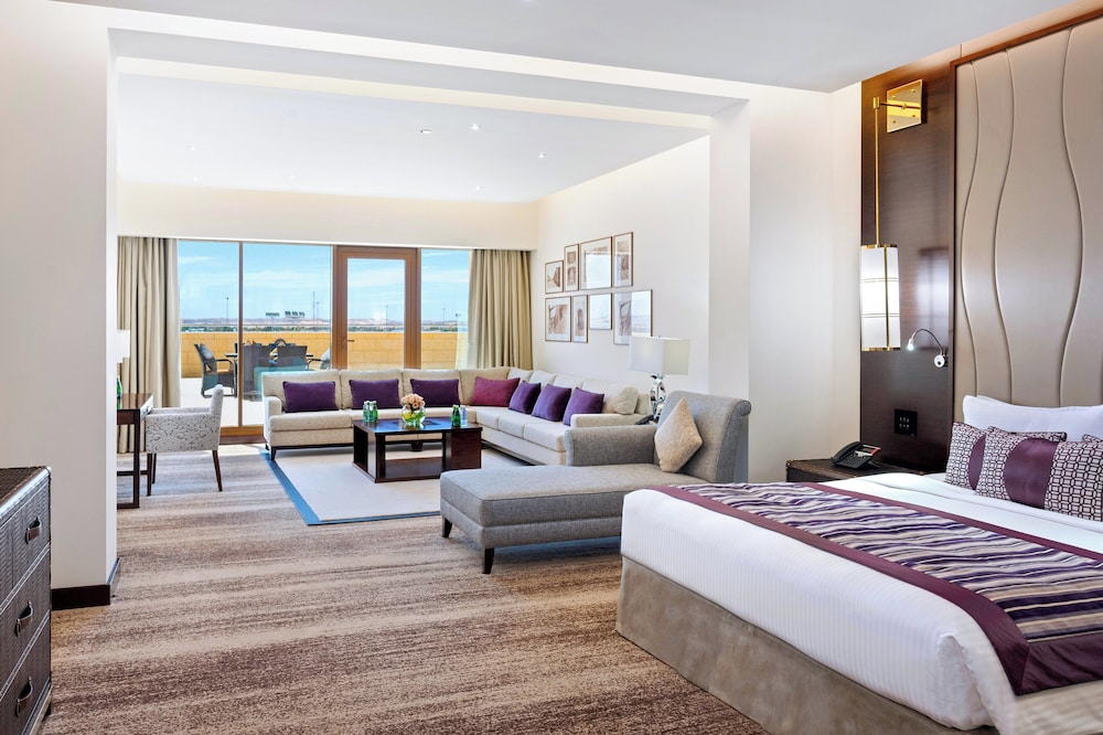 Presidential Suite, 1 King Bed (Diplomatic) thumbnail 5