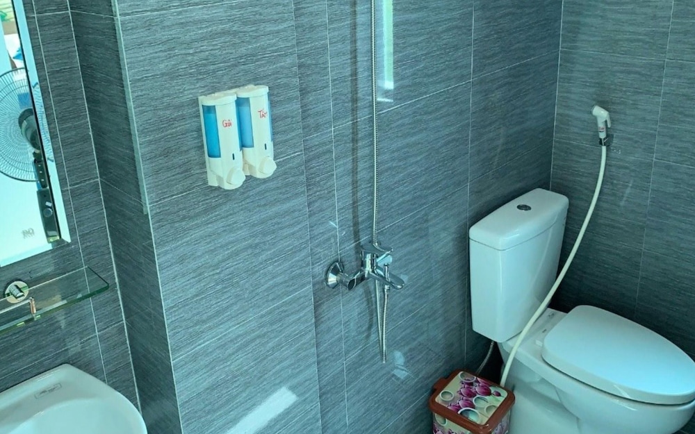 Standard Double Room - Photo 14