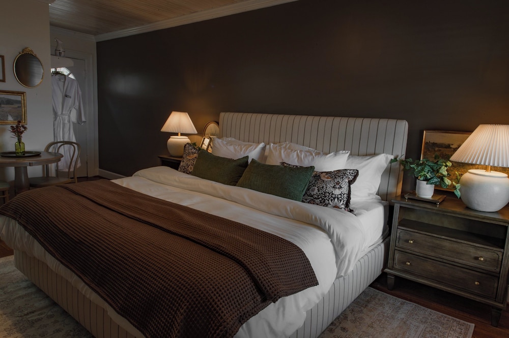 Historic Riverview Inn | Three