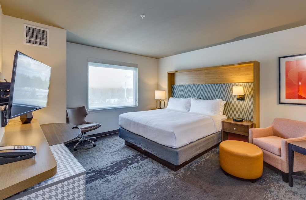 Suite, 1 King Bed, Jetted Tub photo 2