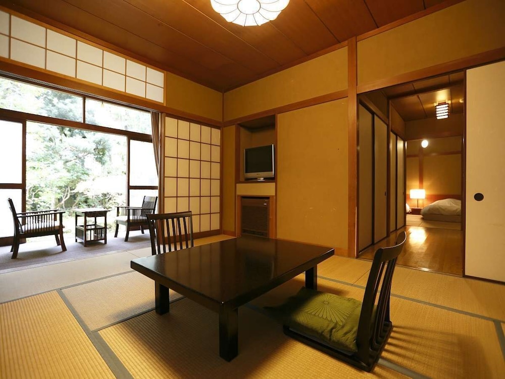 Japanese Style Room With Anteroom, Non Smoking - Photo 1