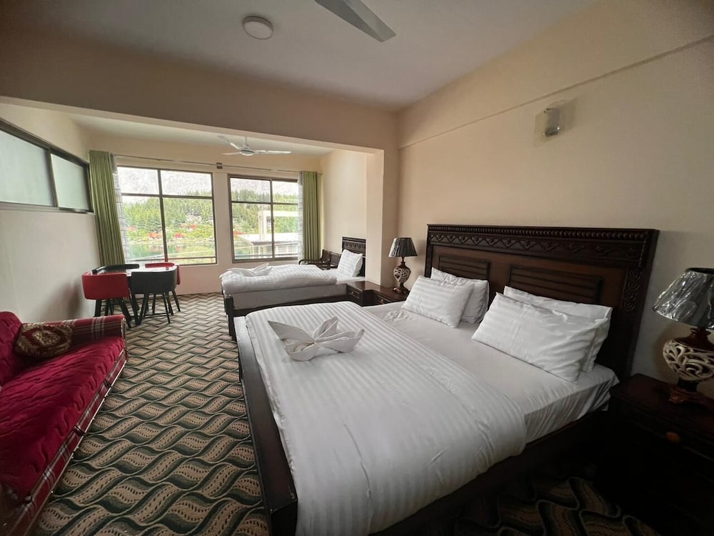 Luxury Suite, Lake View photo 3
