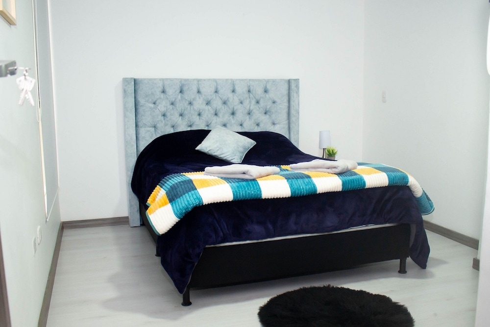 Apartment photo 2