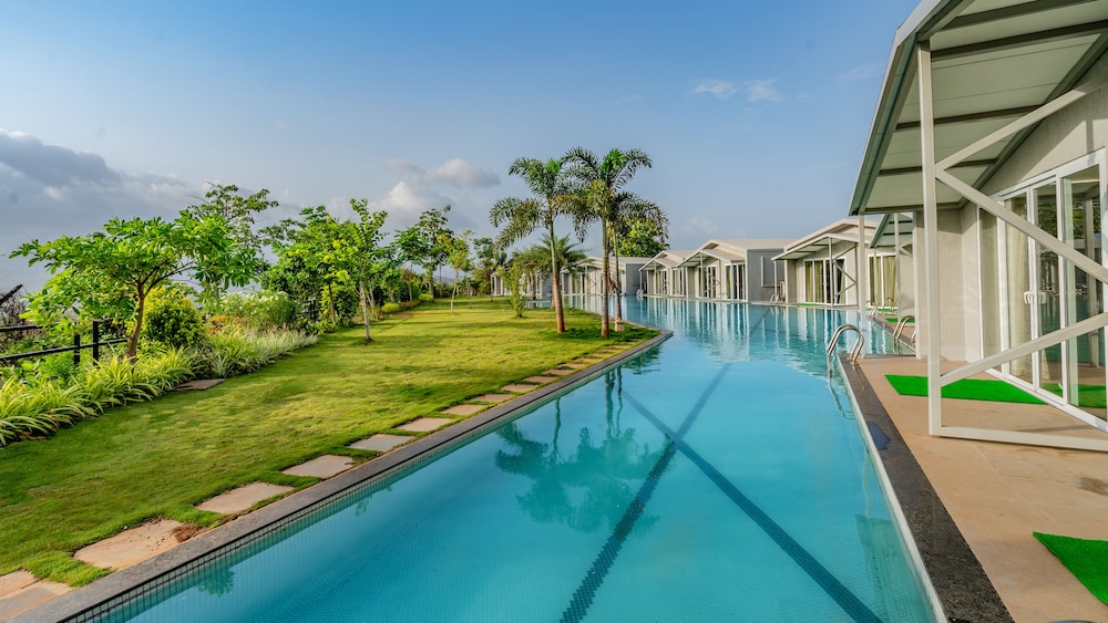 Executive Double Room, 1 Bedroom, Non Smoking, Pool Access - Photo 13