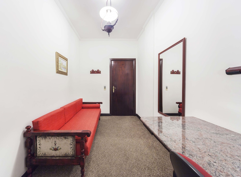 Deluxe Double Room, 1 King Bed photo 3