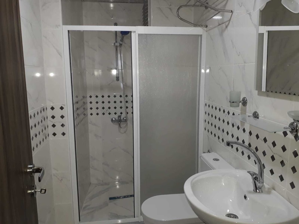 Single Room, 1 Large Twin Bed, Non Smoking photo 3