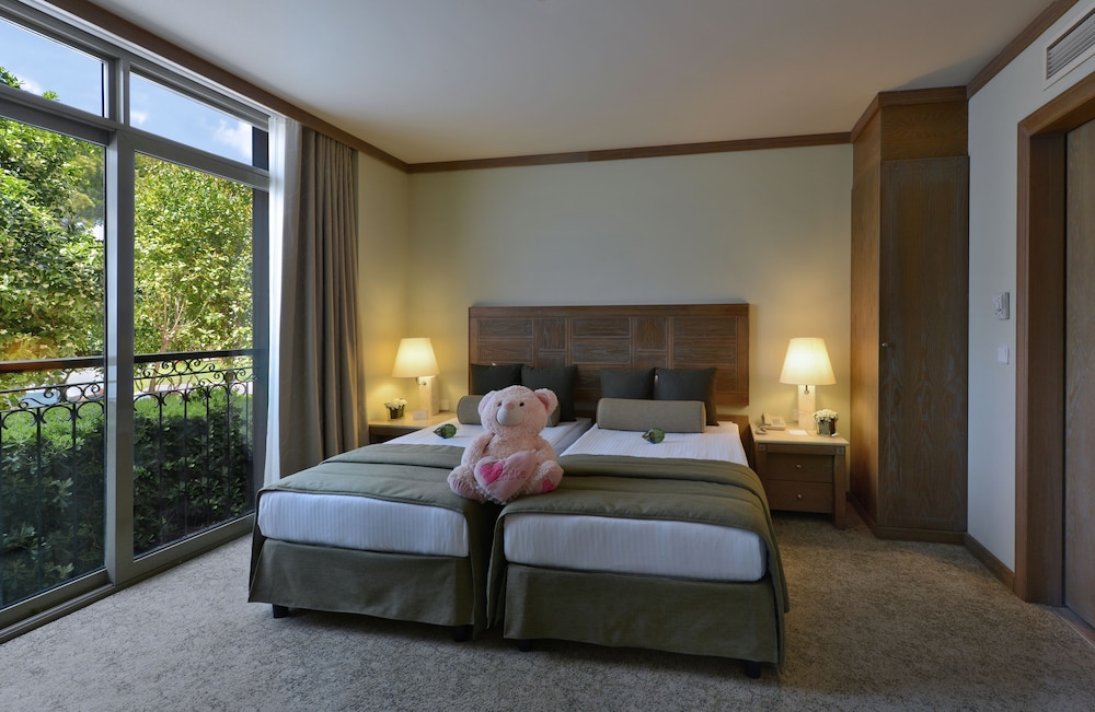 Family Suite, 2 Bedrooms photo 2