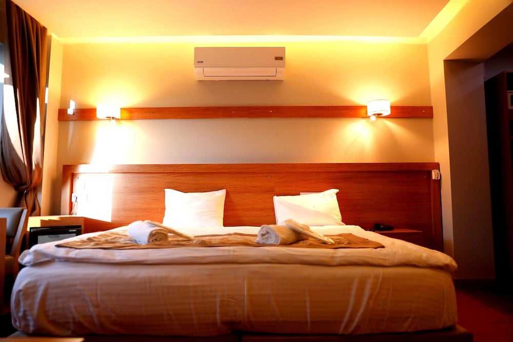 Elite Double or Twin Room photo 3