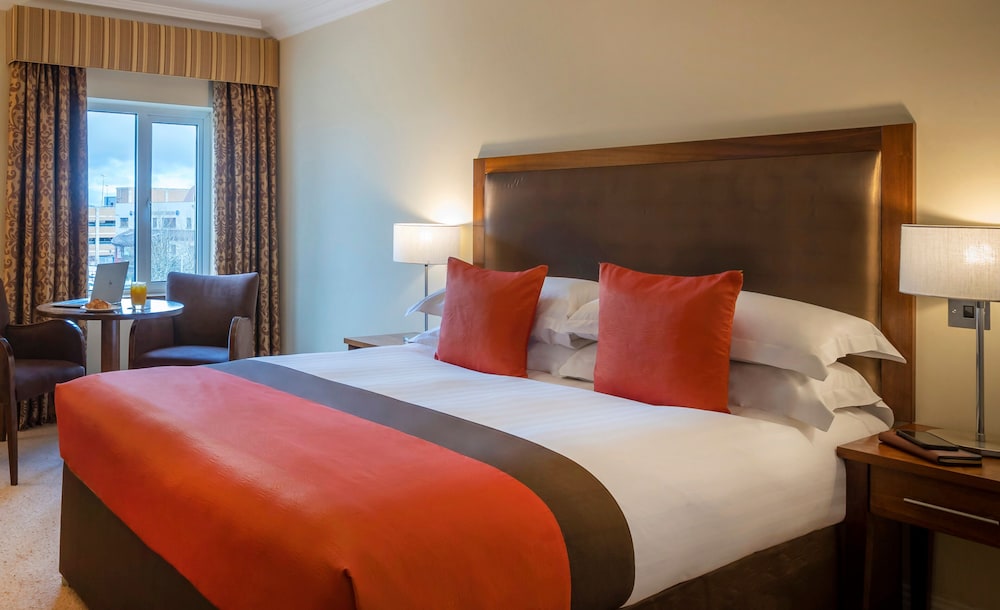 Executive Room, 1 King Bed - Photo 3