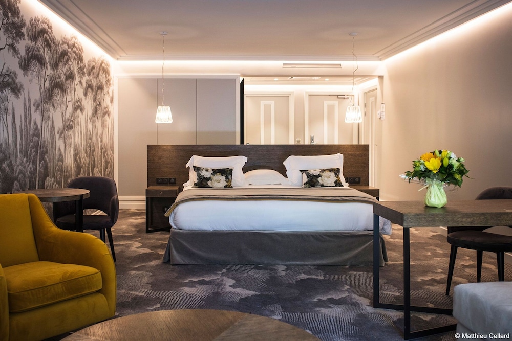Junior Suite - Photo 1