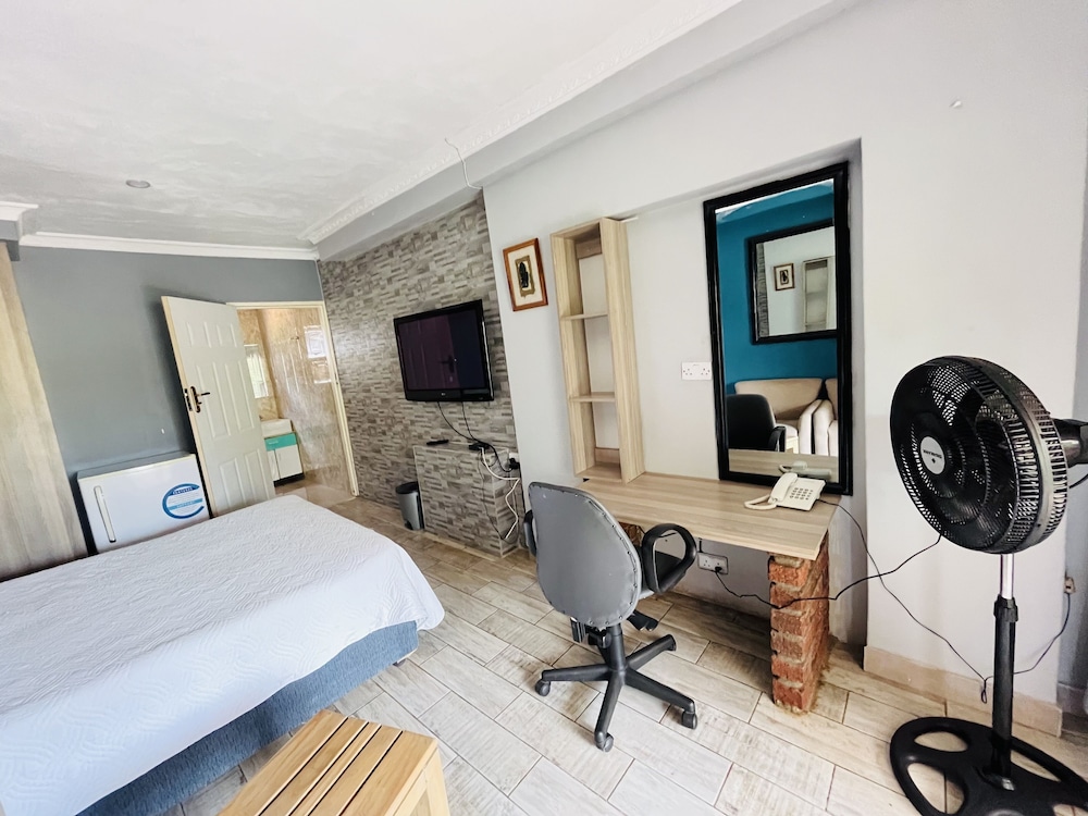 Deluxe Double Room photo 2