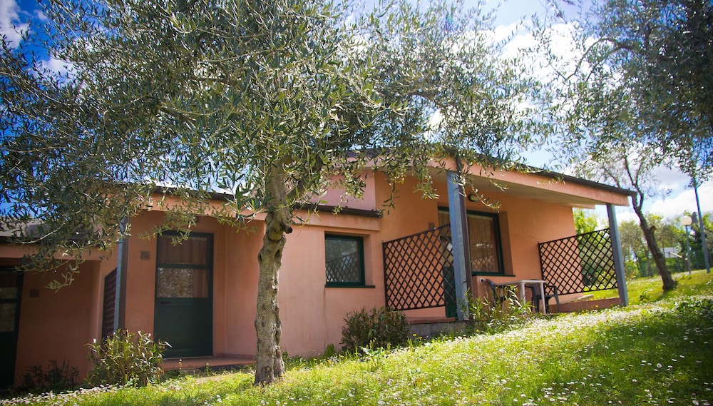 Superior Double Room, 1 Double Bed, Ensuite - Photo 4