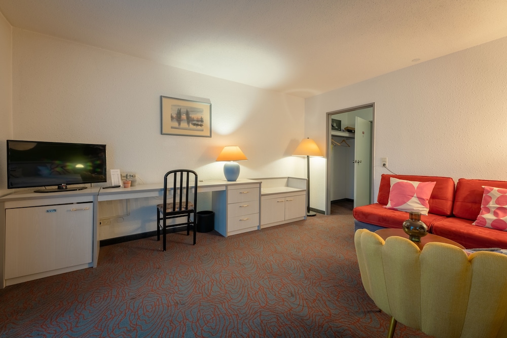 Family Double or Twin Room photo 3