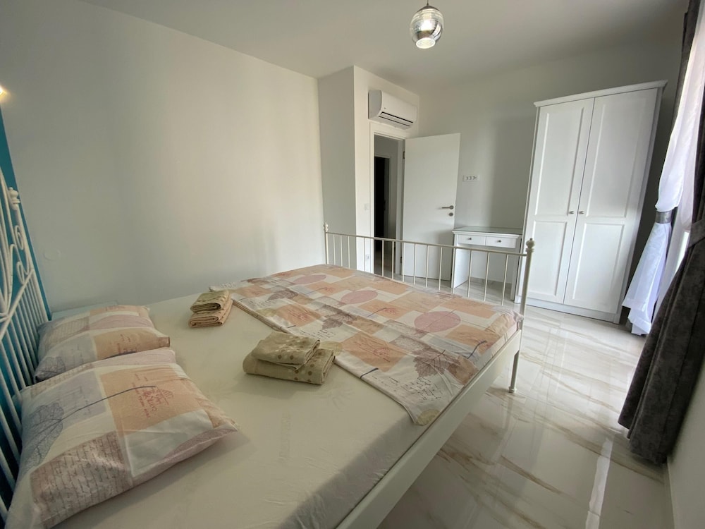 Comfort Apartment photo 2