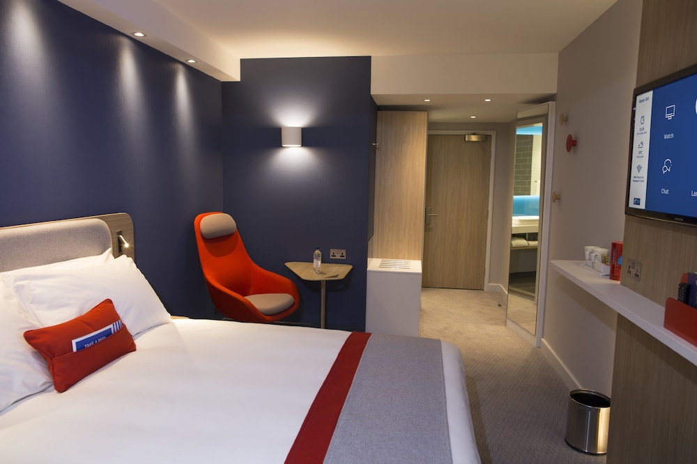 Standard Room, 1 Queen Bed (Parking View) photo 1