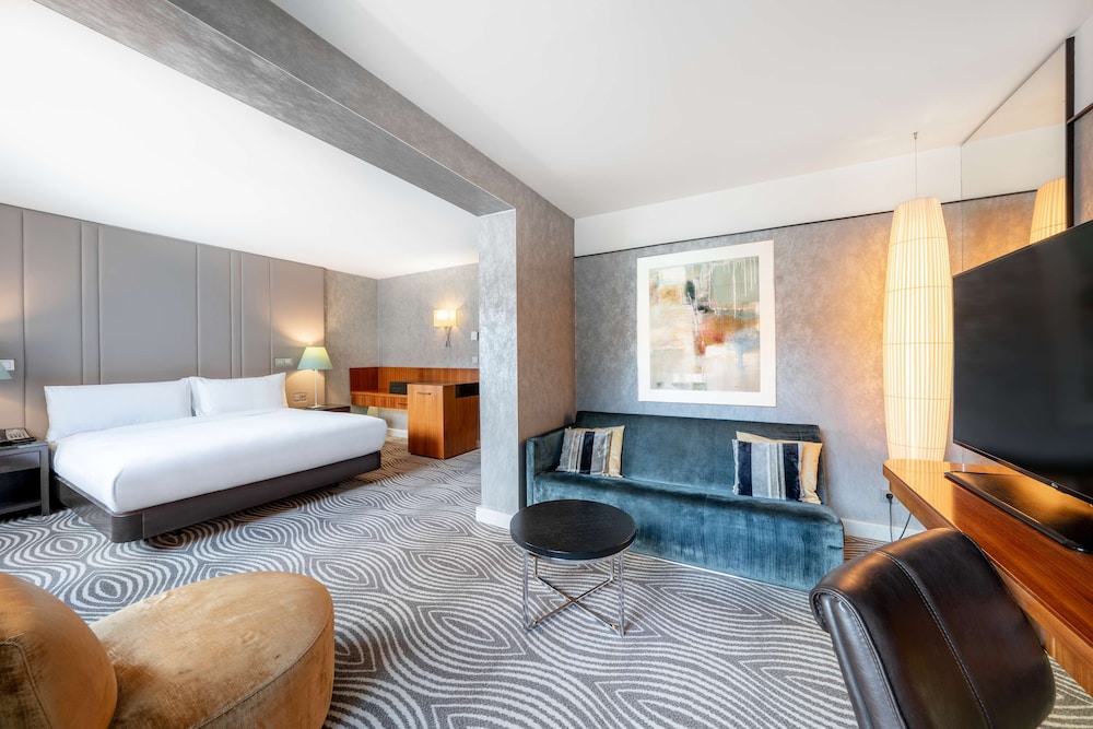 Deluxe Studio, 1 King Bed