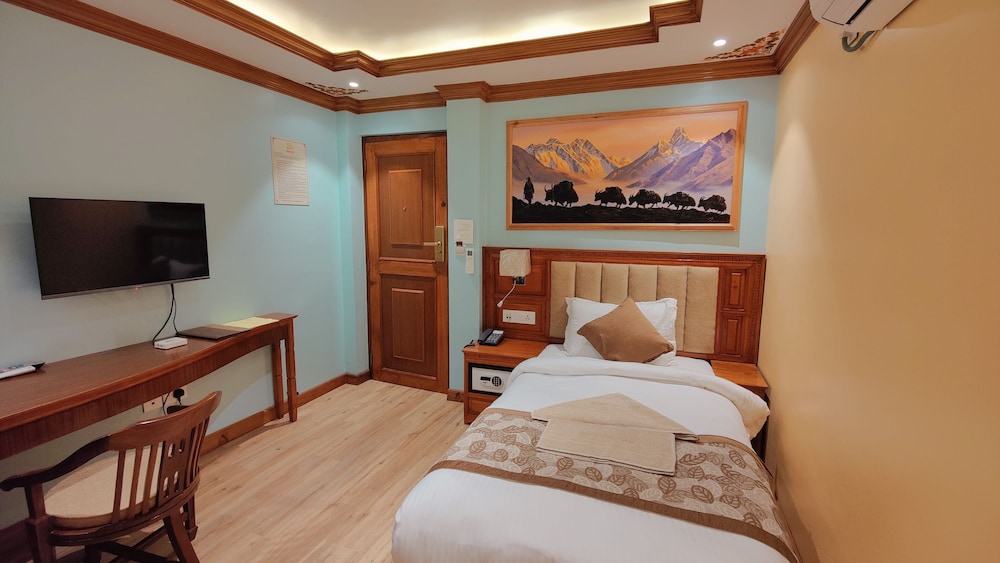 Deluxe Single Room