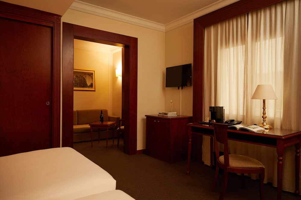 Executive Twin Room, Multiple Beds