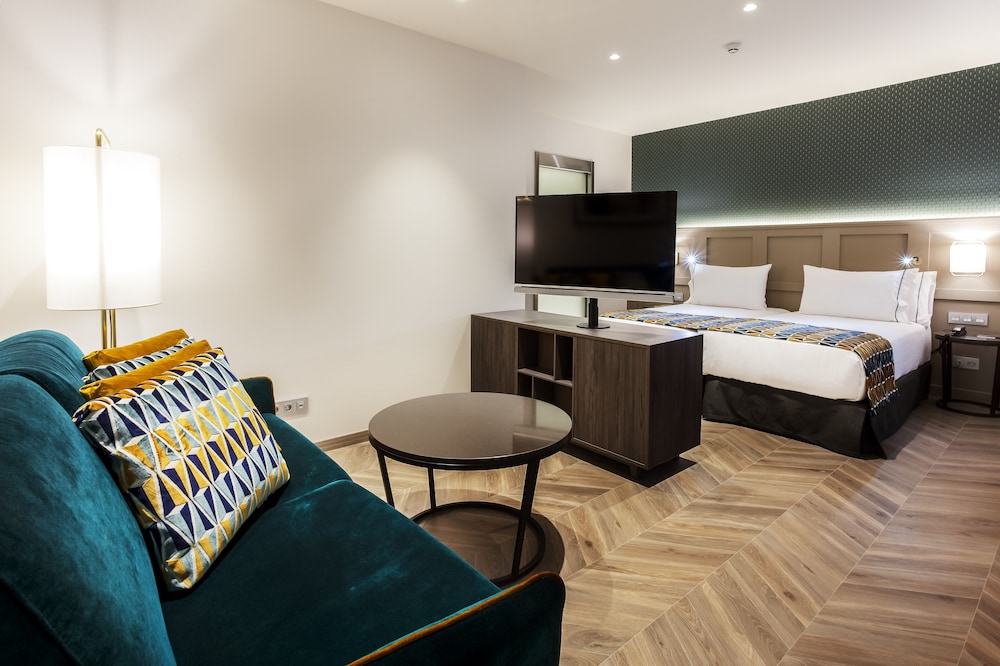 Junior Suite - Photo 1