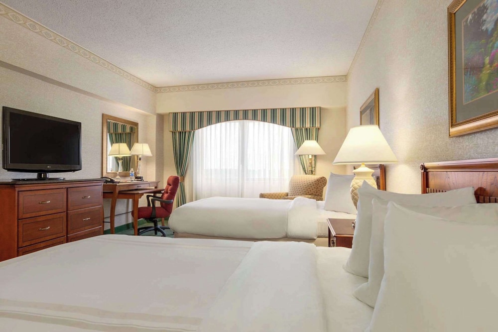 Room, 2 Double Beds - Photo 2