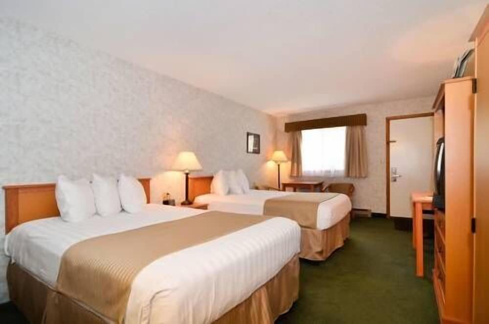 Standard Room, 2 Double Beds photo 1