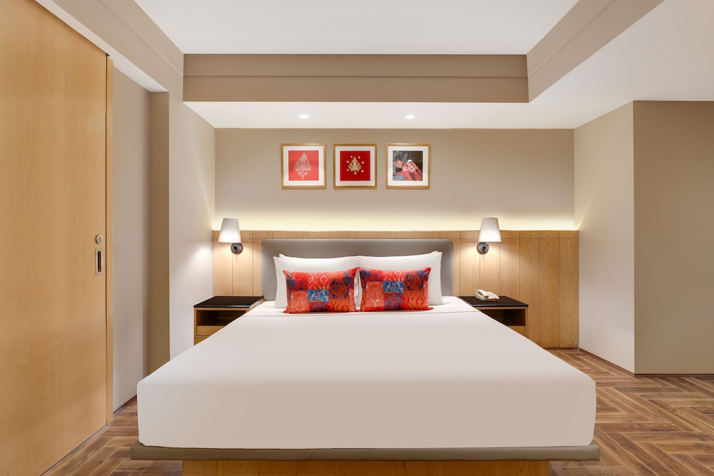 Deluxe Suite photo 1