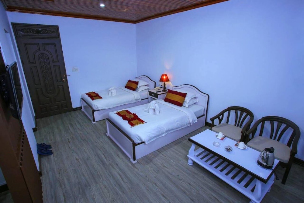 Deluxe Double or Twin Room photo 2