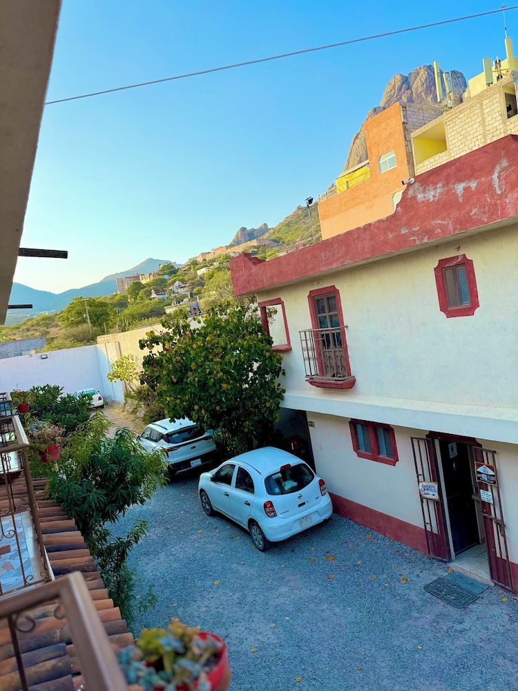 Basic Double or Twin Room, Balcony, Mountain View