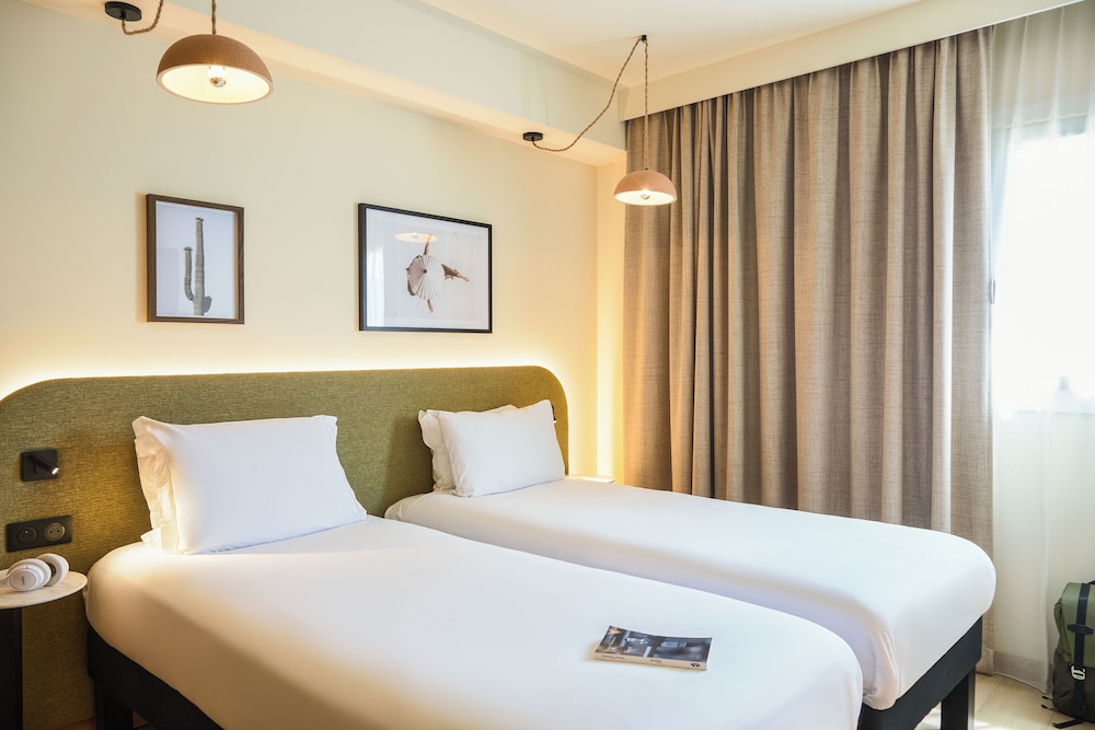 Standard Room, 2 Twin Beds
