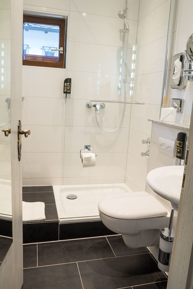 Double or Twin Room photo 2