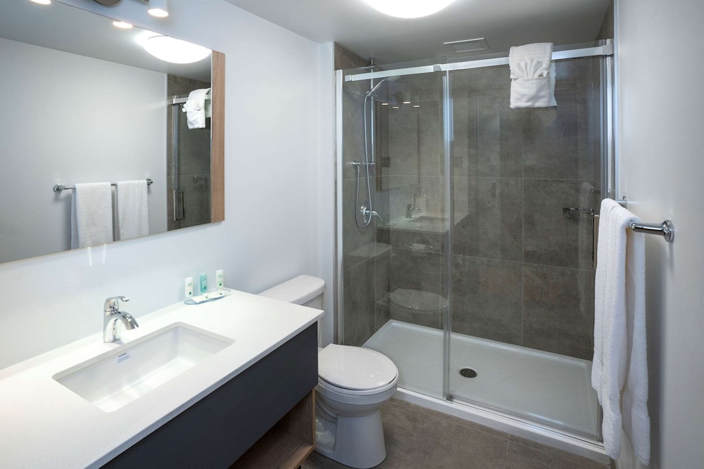 Suite, Multiple Beds, Non Smoking (No Pets Allowed) - Photo 4