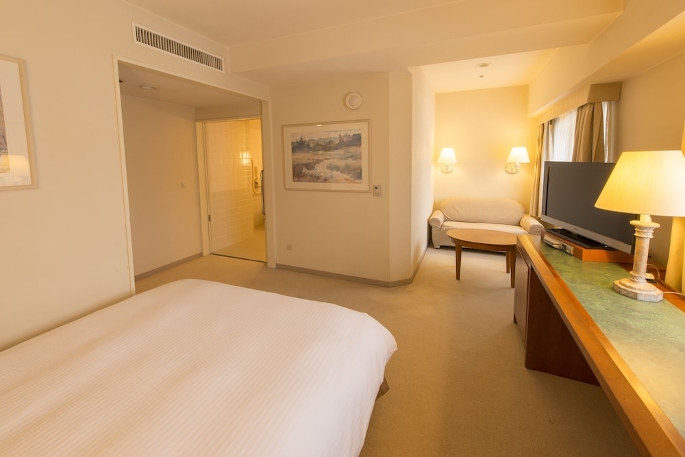 Double Room, Accessible, Non Smoking - Photo 2