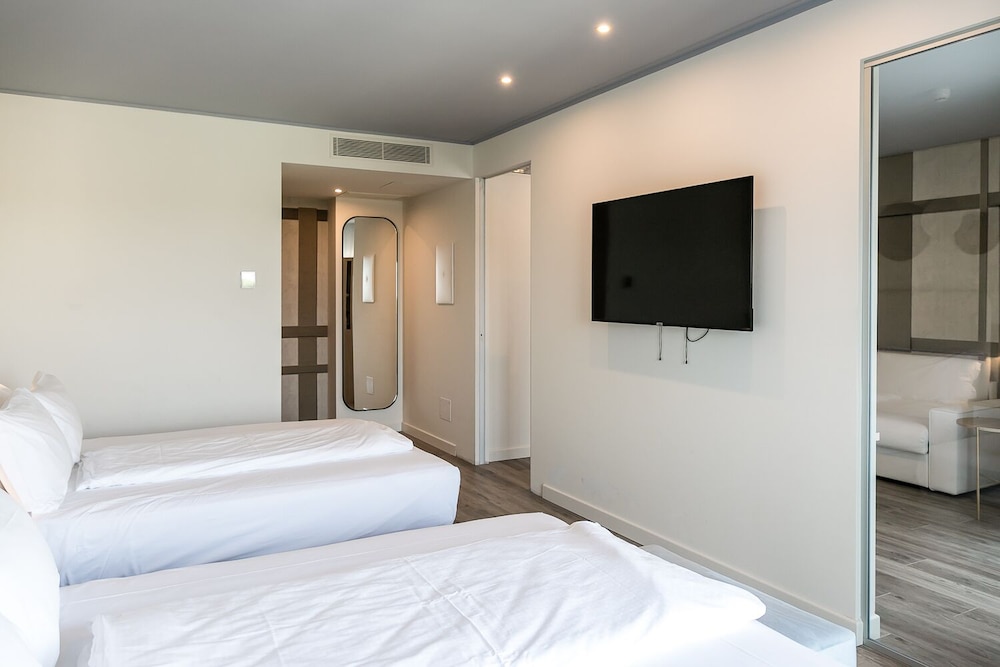 Panoramic Suite