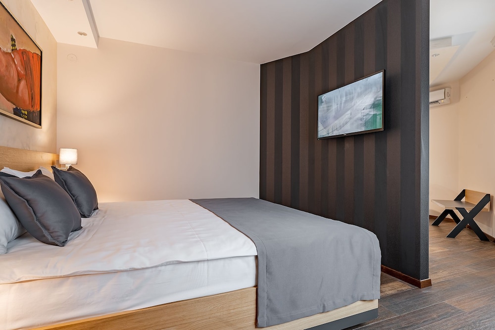 Deluxe Suite, 1 Bedroom photo 3