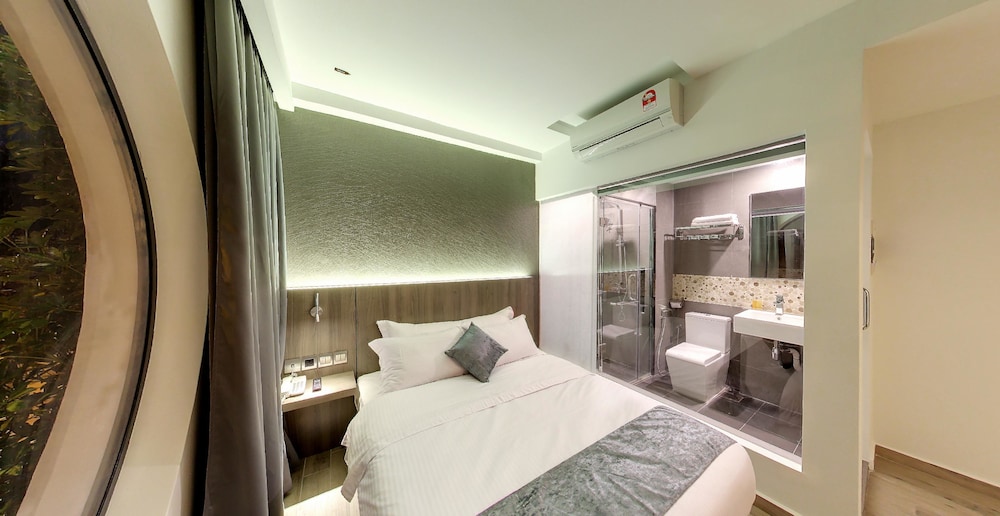 KL Tower Forest View Room photo 2