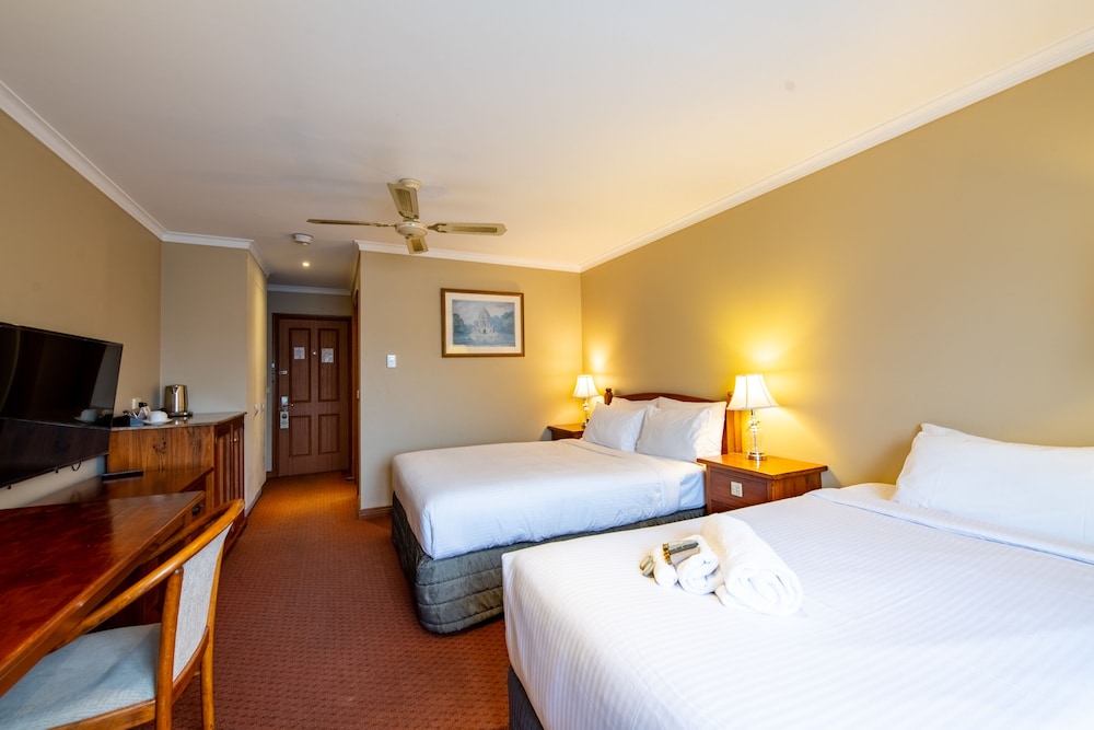 Deluxe Twin Room - Photo 9
