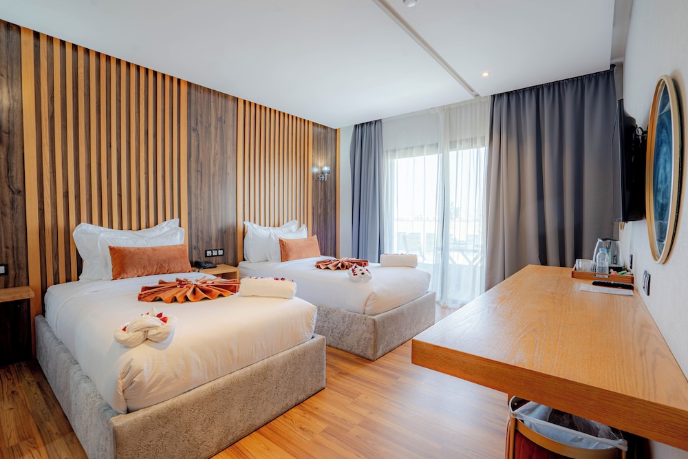 Superior Twin Room, 2 Twin Beds photo 1