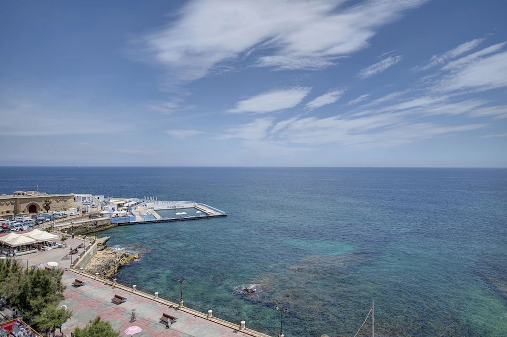 Double / Twin Sea View - Photo 4