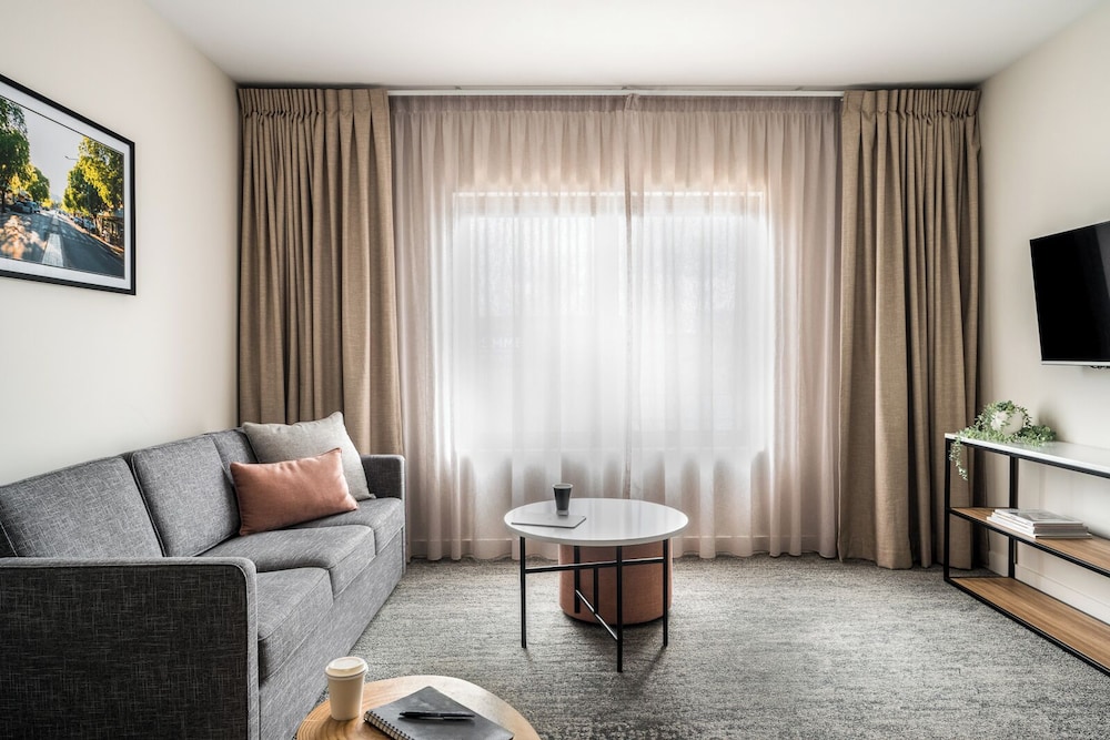 Two Bedrooms Executive Apartment photo 2
