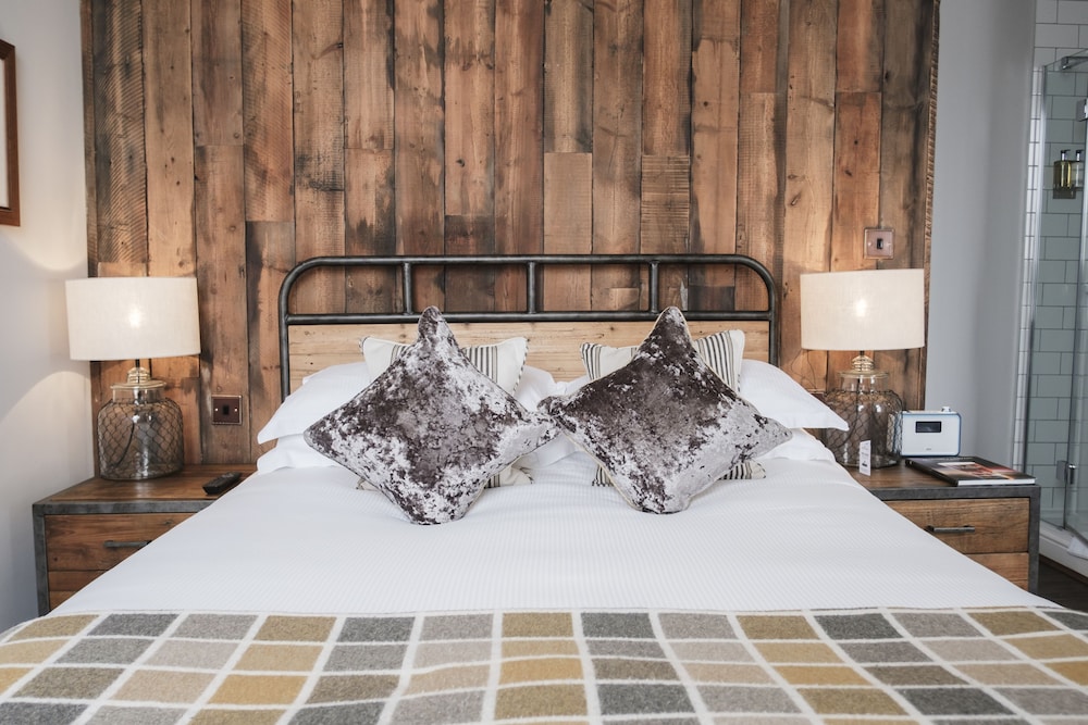 Superior Double Room - Photo 10